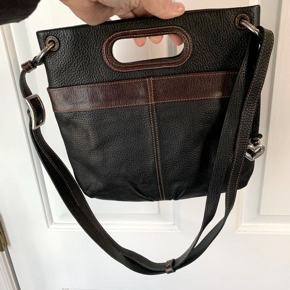 Retired BRIGHTON Studded Pebbled Leather Slim Crossbody Clutch Style Handbag - Picture 7 of 10